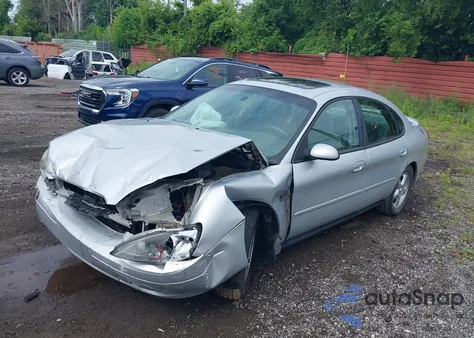 2002 Ford Taurus Ses из США, поврежденный, VIN 1FAFP55S92G269594